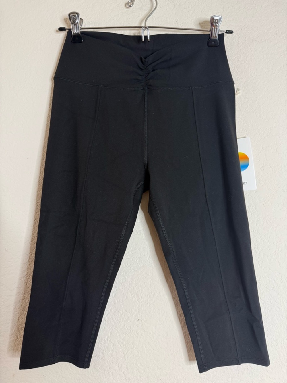 New Vuori All TheFeels Shirred Crop Black VW4460 Medium